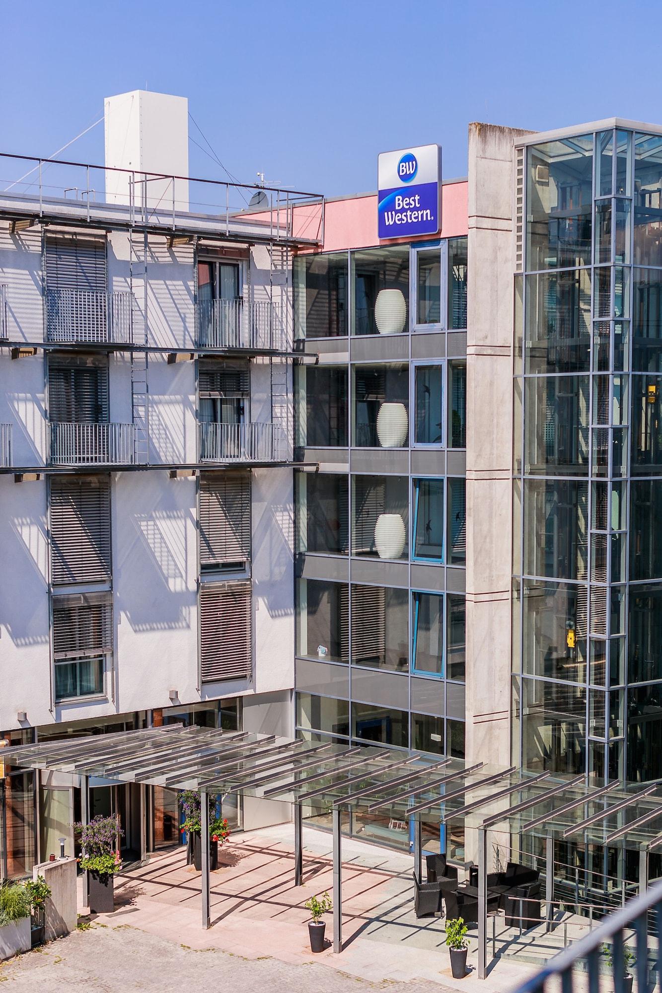 Plaza Inn Stuttgart-ディツィンゲン エクステリア 写真