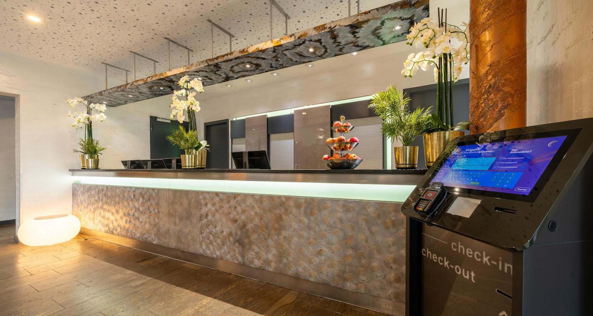 Plaza Inn Stuttgart-ディツィンゲン エクステリア 写真